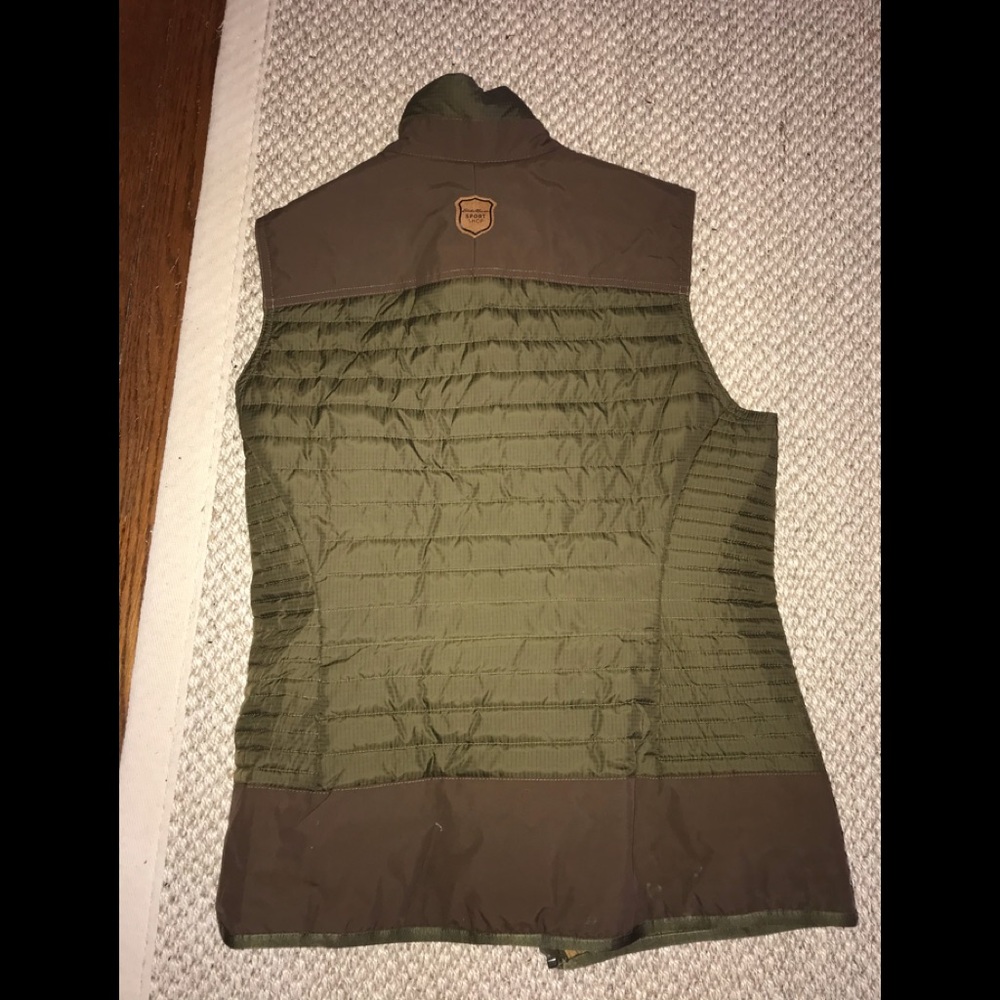 Eddie Bauer Vest. Perfect used condition.